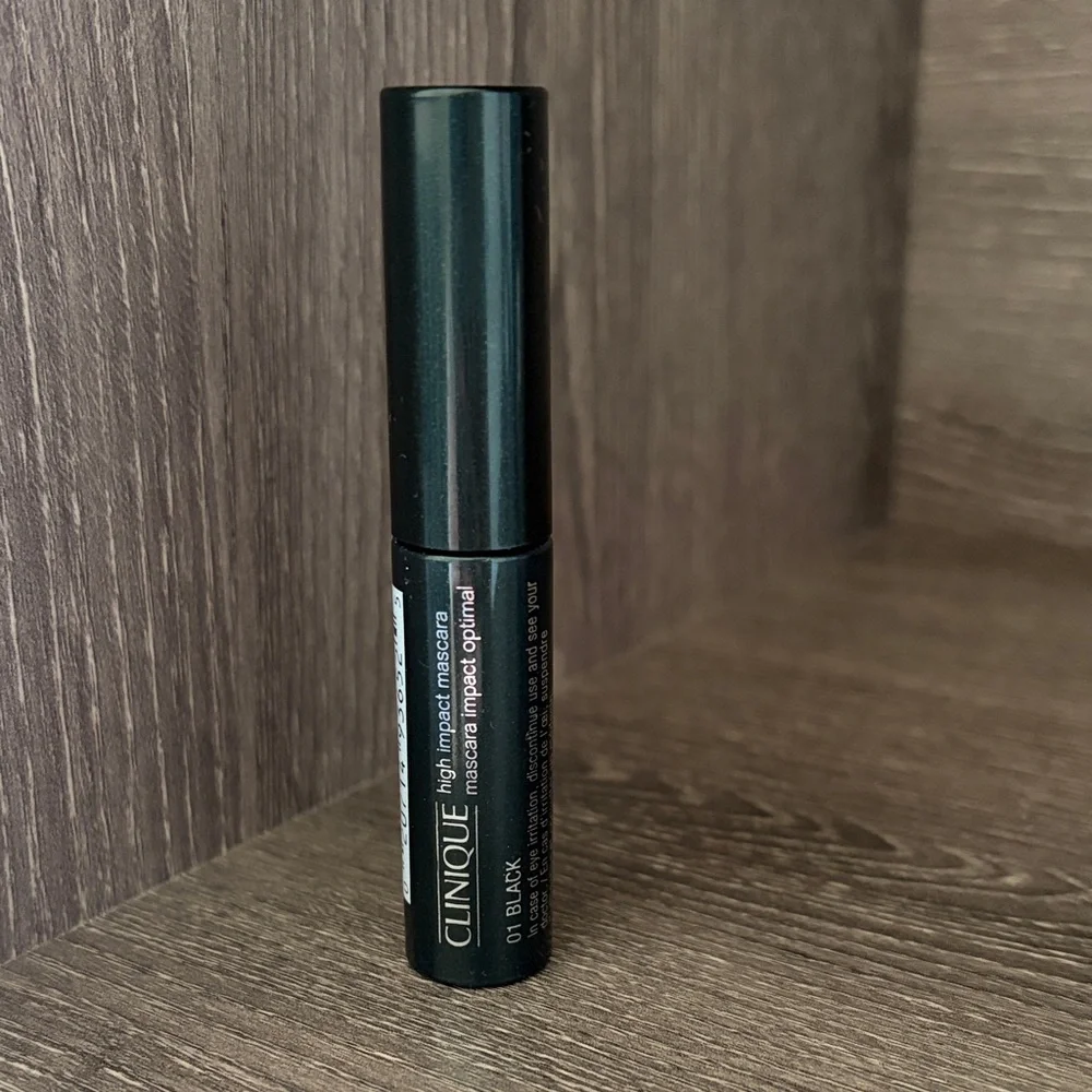 ❤️$3 NWT Clinique High Impact Mascara in Black 3.5ml